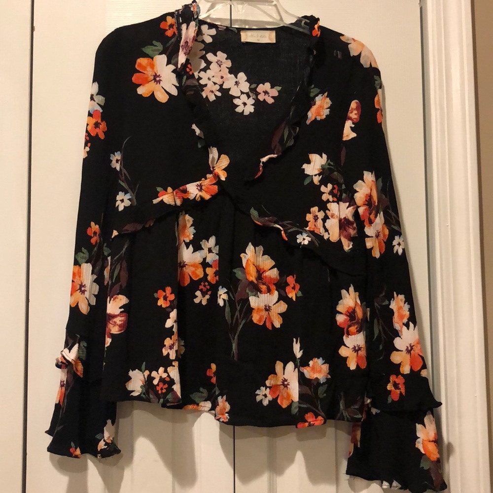 Summer clothes - Picture 3 of 3